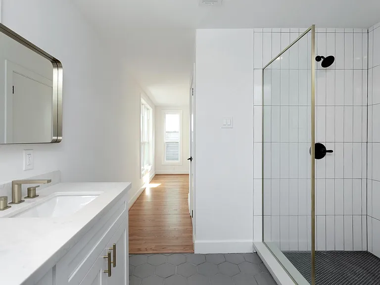 1834 Norcrest Dr — Photo 19