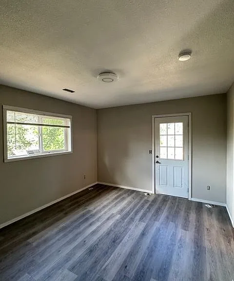 9253 SW Terwilliger Blvd — Photo 12