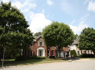 8131 Ridge Creek Way, Springfield, VA 22153