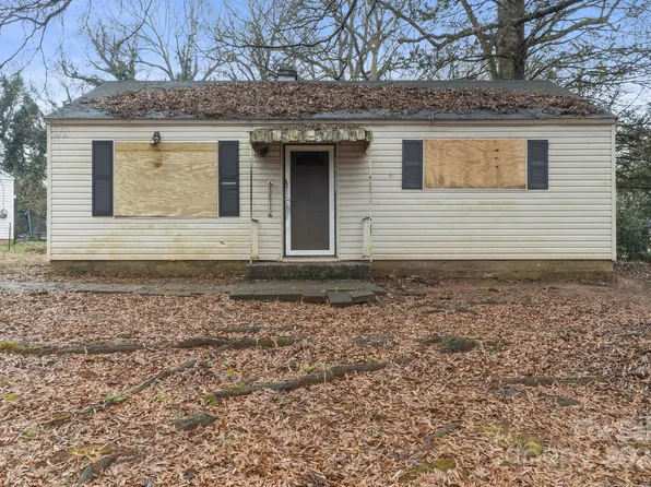1145 Nations Dr, Charlotte, NC 28217