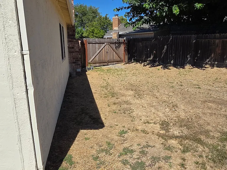 3928 Talmage Ct — Photo 26