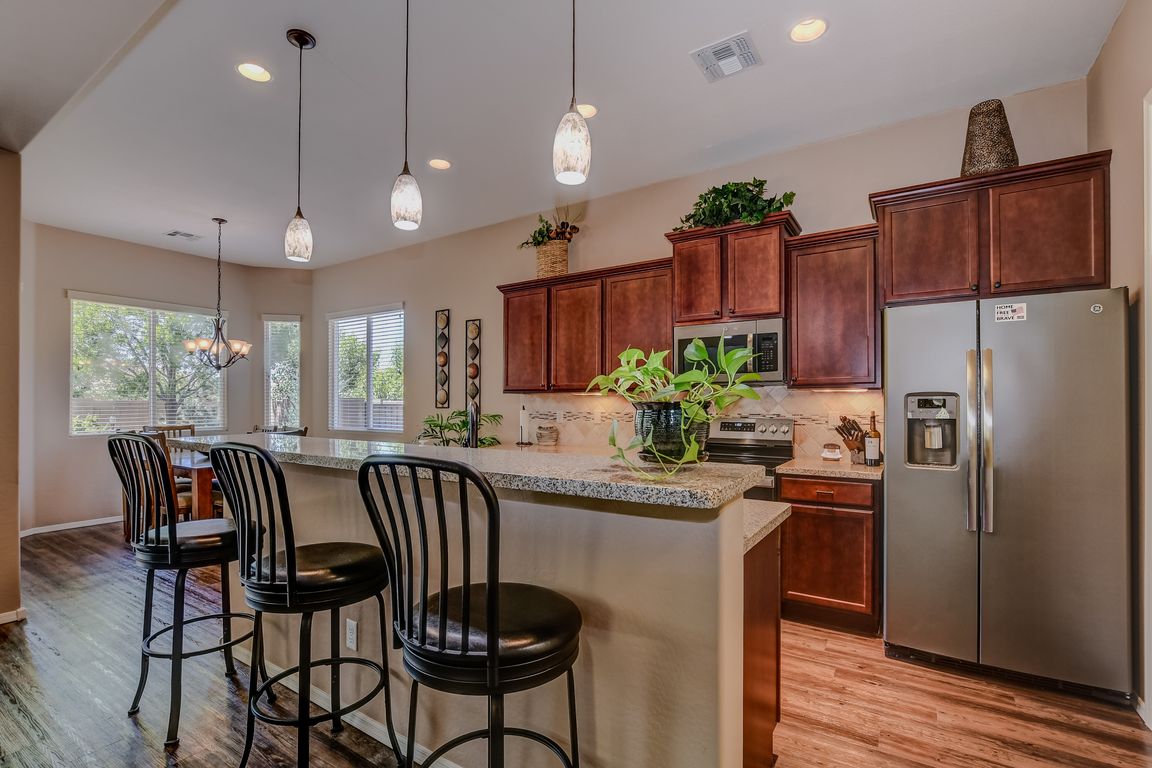 005_Kitchen