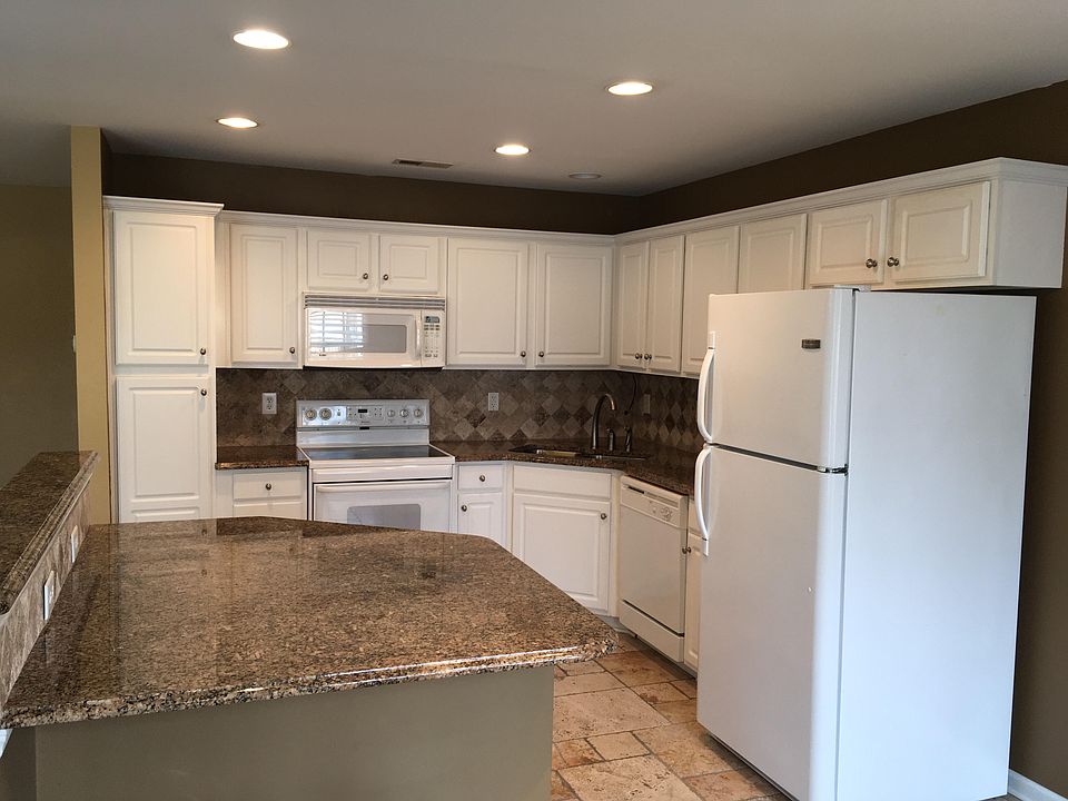1st image of 6337 Double Eagle Dr