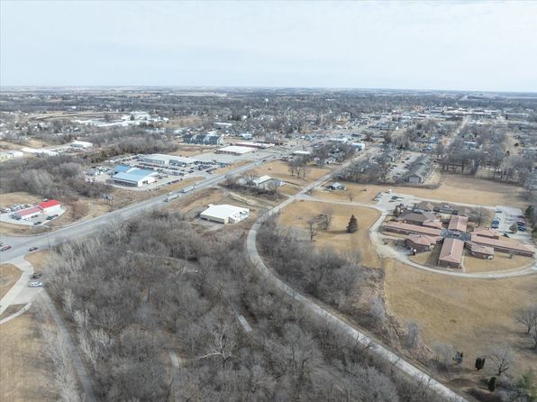 1716 A Ave W, Oskaloosa, IA 52577
