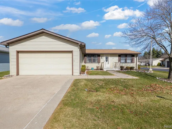 38454 Deer Creek Blvd, Westland, MI 48185