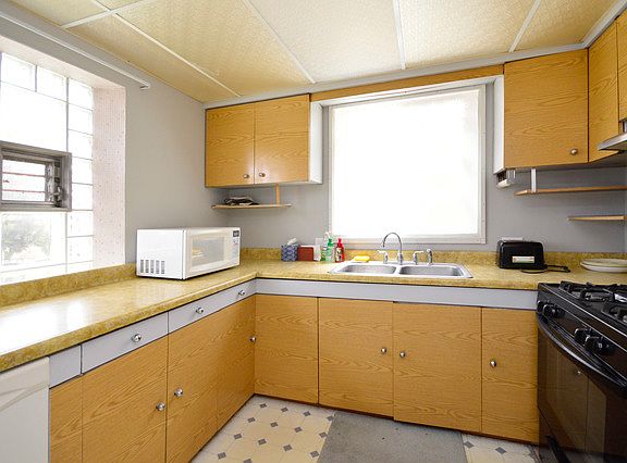 5th image of 3629 Oak Park Ave