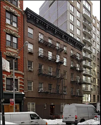 64 Thompson Street #14