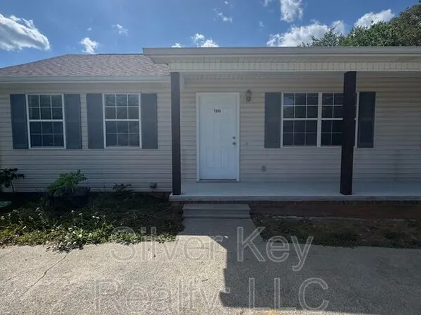 1906 N Jackson St, Athens, TN 37303