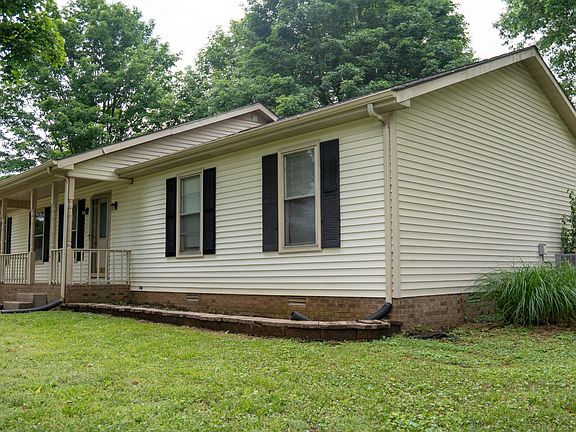 2nd image of 4031 Country Park Ln