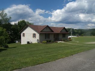 44 Hardwood Ln, Olive Hill, KY 41164