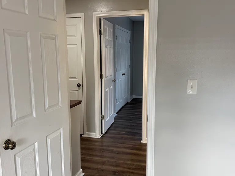 102 Brandywine Dr NE — Photo 10