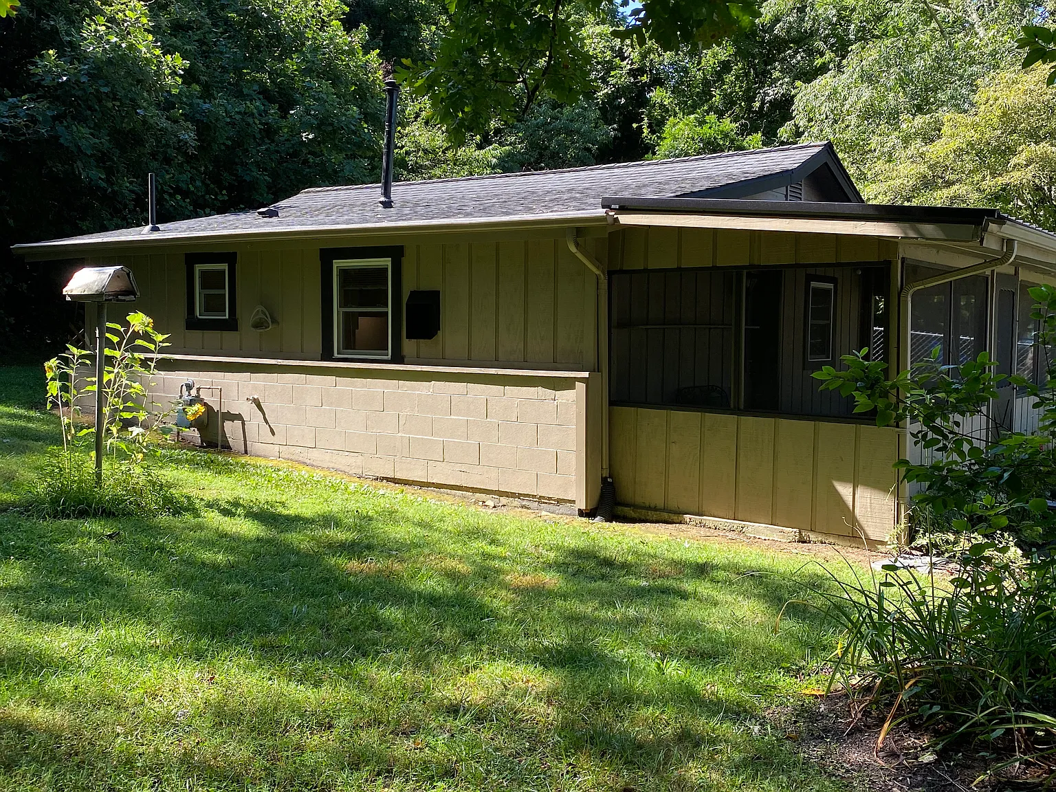 707 Carolina Ave — Photo 1