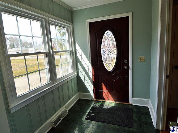 2nd image of 624 Harlington Cir