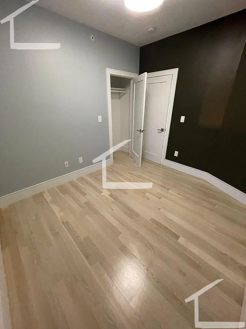 Huge 3 bed in Washington square — Photo 1