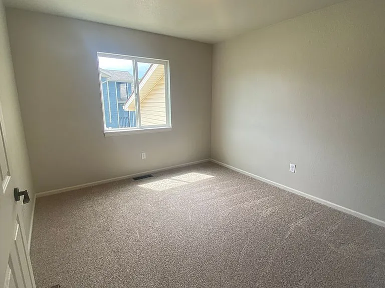 6587 Cambridge Pl — Photo 10
