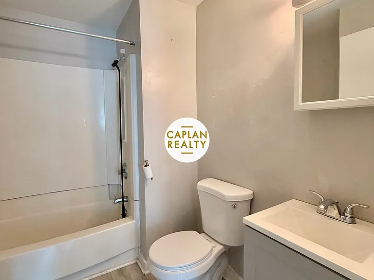 48 Blohm St #3 — Photo 5