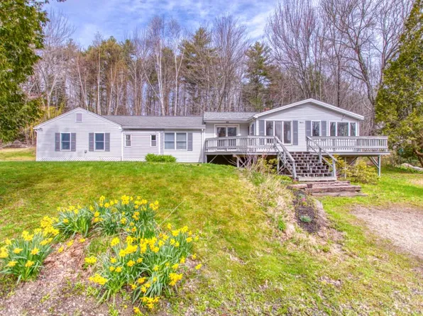 192 Country Club Road, Boothbay, ME 04537