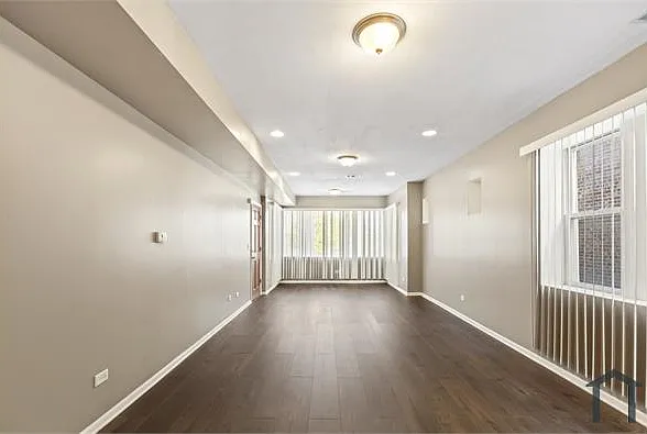 323 Memorial Dr #2 — Photo 2