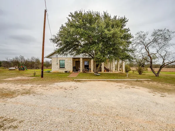 149 Fm 934, Blum, TX 76627