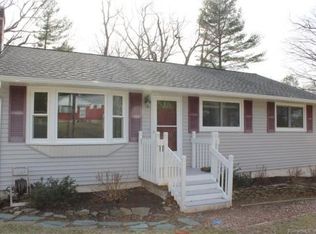 625 Old Post Rd, Tolland, CT 06084