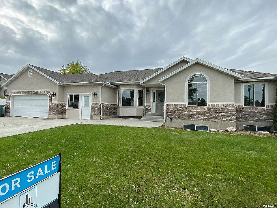 1st image of 4422 Short Leaf Dr