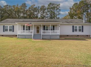 3726 Sivertsen Rd, Autryville, NC 28318