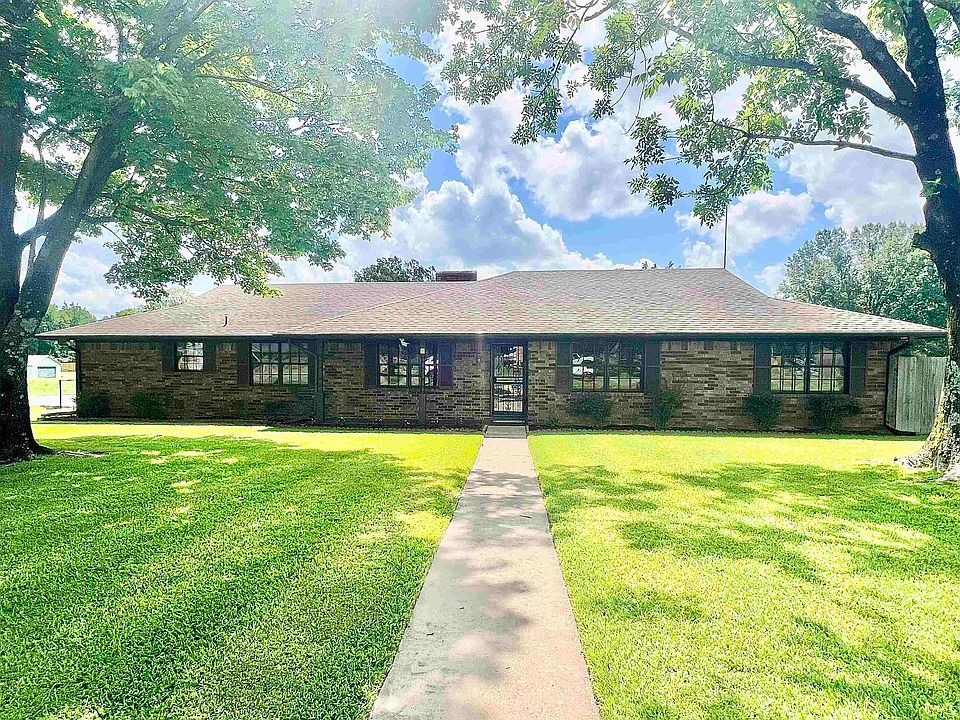 1st image of 5608 Hillcrest Dr