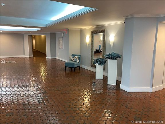5th image of 9735 NW 52nd St APT 201