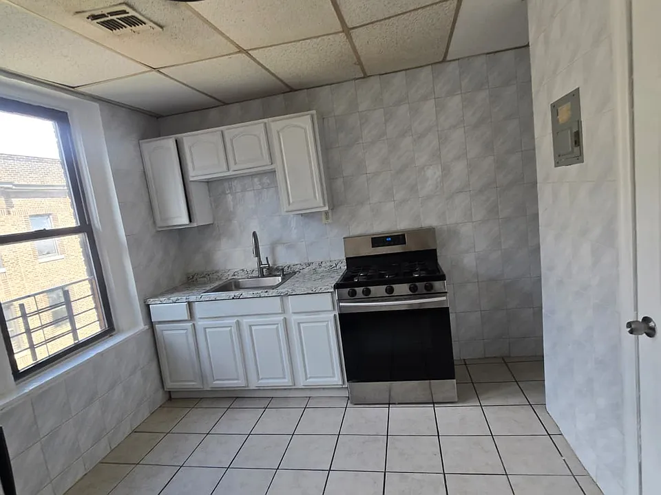 46 Milford Ave #17