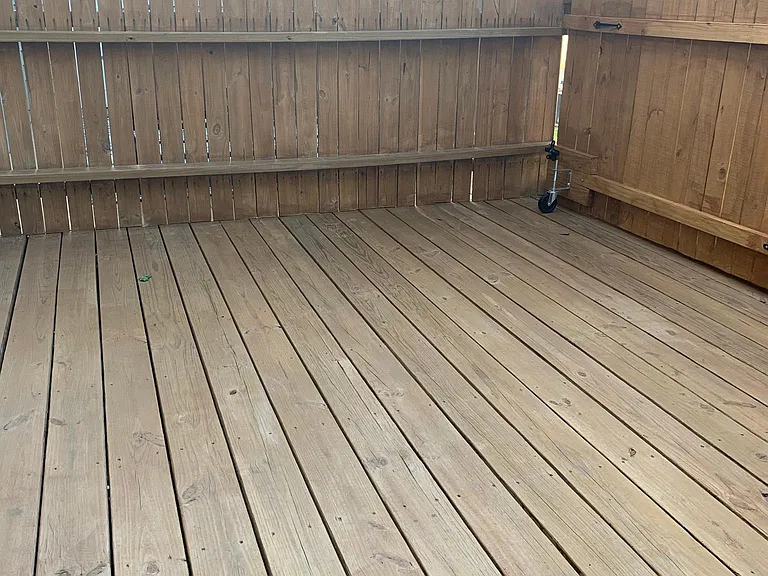 Private Deck