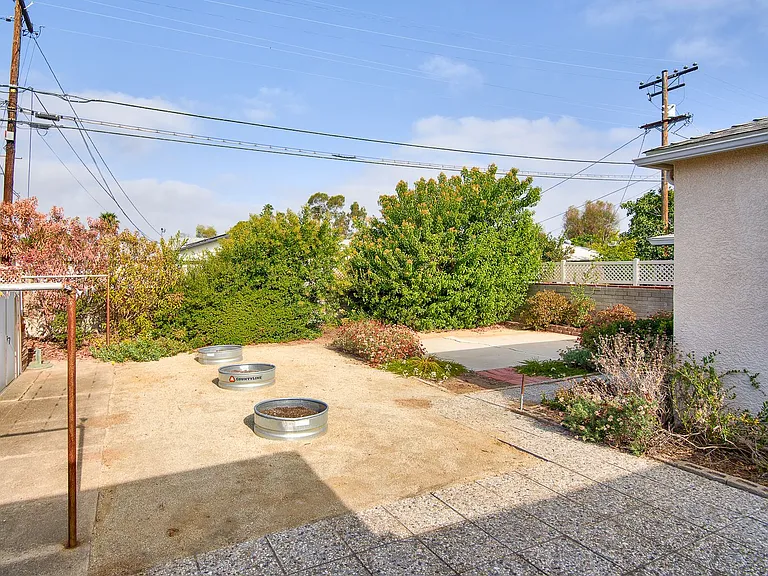 4734 College Ave — Photo 29