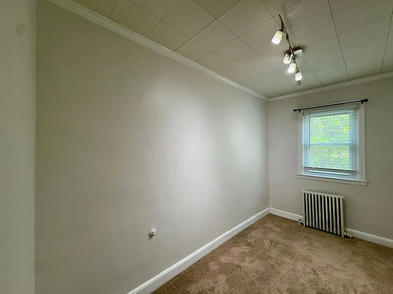 4 Warren Rd — Photo 11