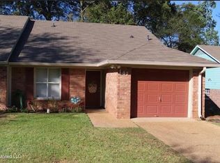 141 Lofty Pine Ln, Clinton, MS 39056