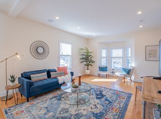 65 High St APT 2, Woburn, MA 01801