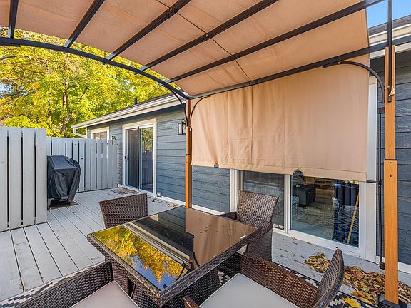 5th image of 202 ARNOLD STREET