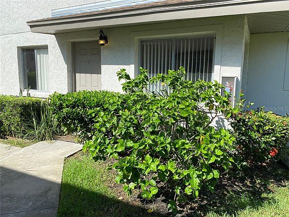 4th image of 1823 Bough Ave Unit 2