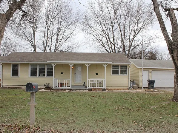 4836 S Madison Ave, Wichita, KS 67216