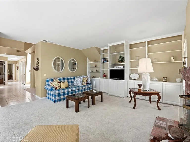 4 Tremount Way — Photo 13
