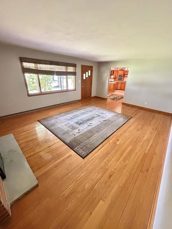 32 Orchard Dr — Photo 4