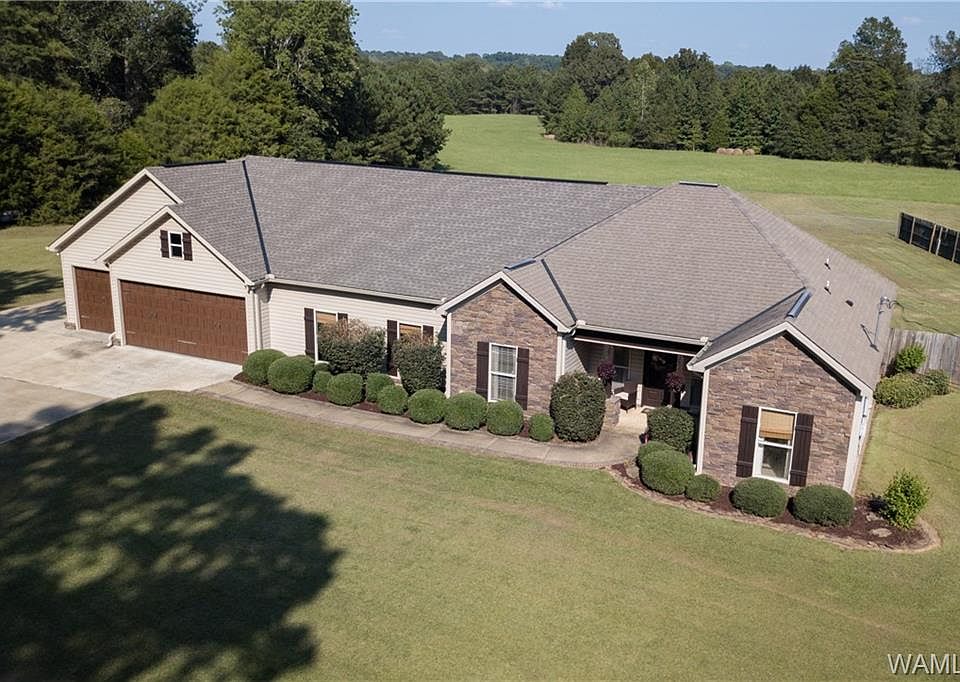 1st image of 12650 Country Club Dr