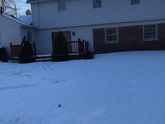 3rd image of 11934 Washington St