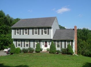 204 Quaker Farms Rd, Oxford, CT 06478