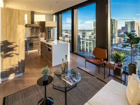 1211 Caroline St #1305, Houston, TX 77046