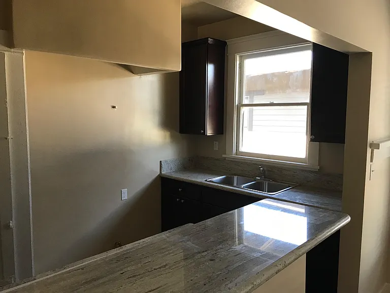 3401 N Mission Rd #8 — Photo 6