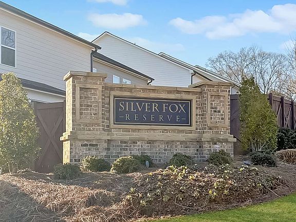 2nd image of 5240 Fox Den Rd