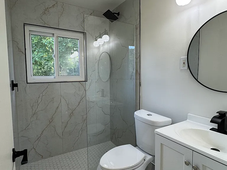 2431 Grange Rd — Photo 13