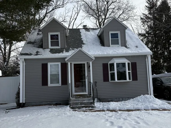 63 Granger St, Springfield, MA 01119