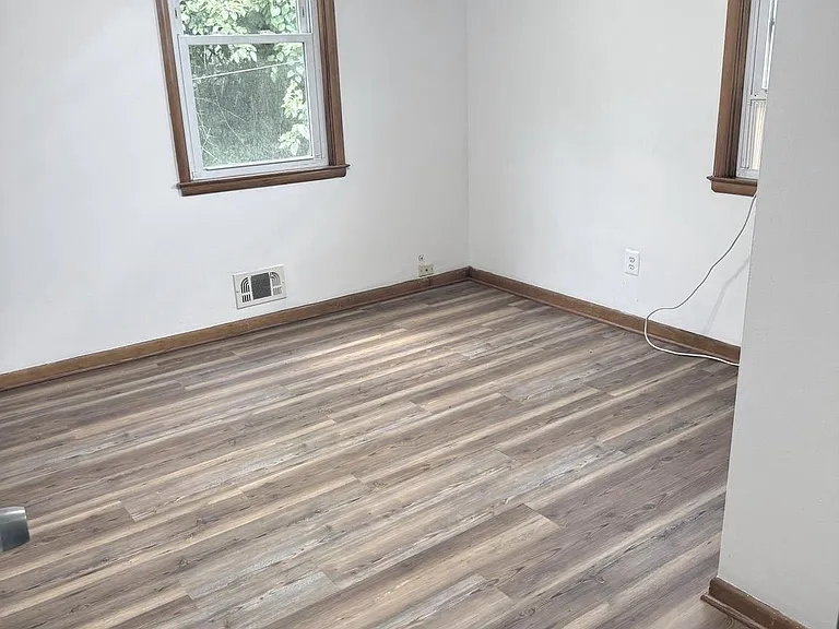 2800 Shirey Ave — Photo 13