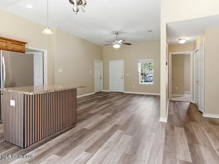 13056 Turtle Creek Pkwy — Photo 19