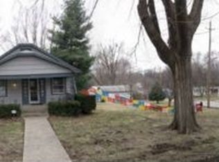 1902 S Hardy Ave, Independence, MO 64052